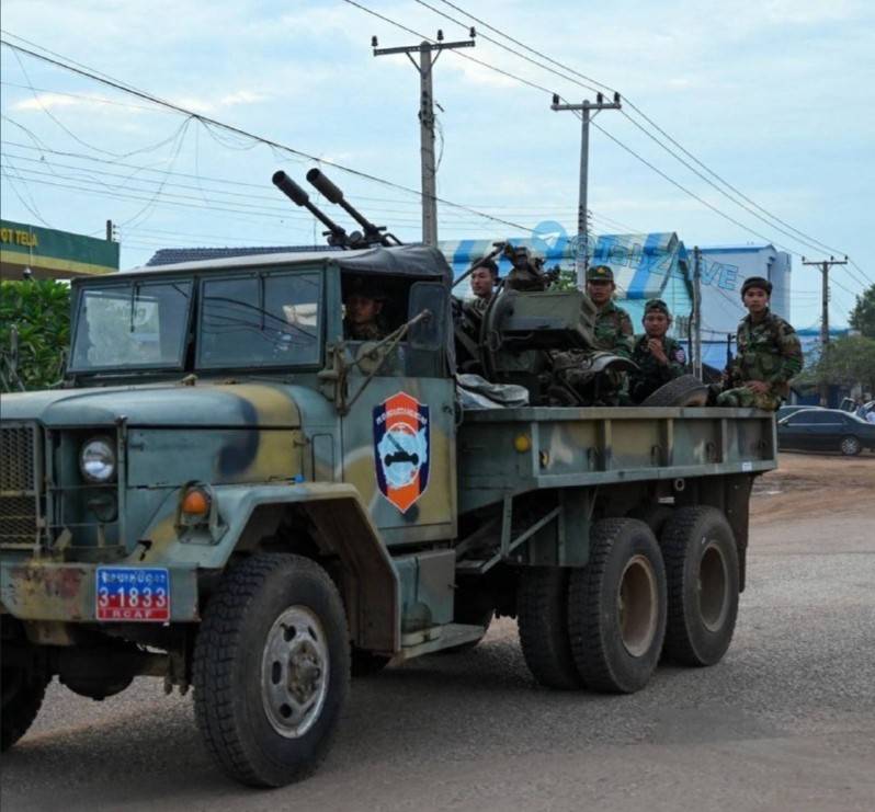 柬泰上演古董装备对决,先进武器集体“隐身”,默契保留实力?