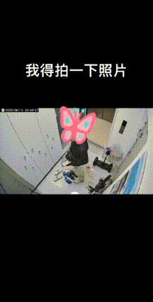 外卖员要独自在家孩子开门拍照签收,遭拒后暴躁摔餐离去,当事网友:美团称会进行处罚