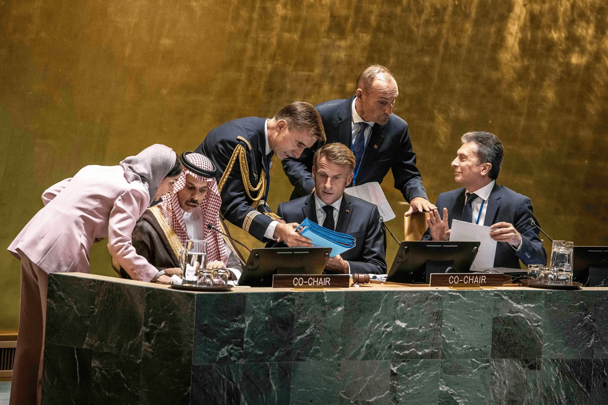 内塔尼亚胡联大演讲：挑衅世界，拉拢国内