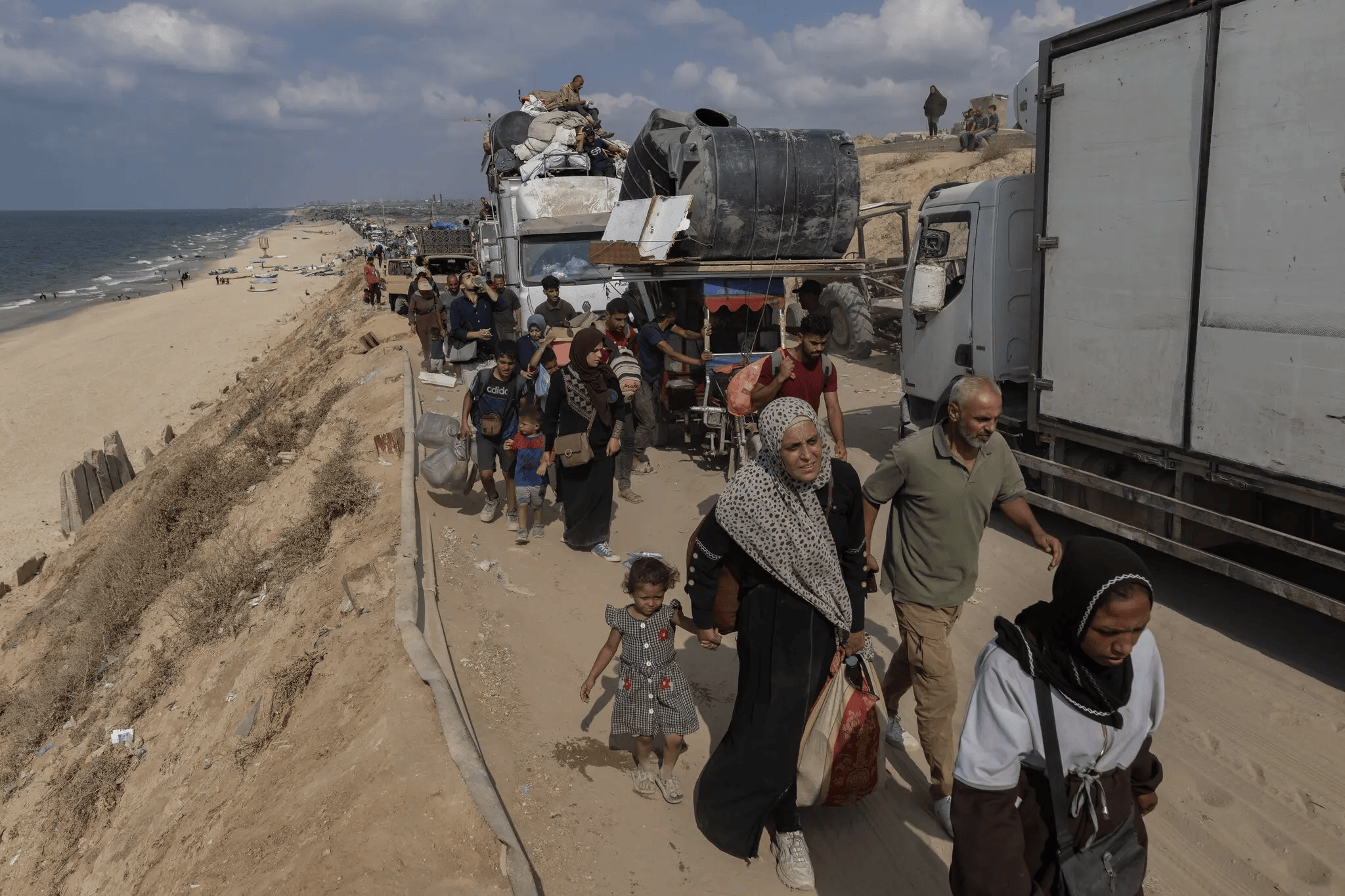 内塔尼亚胡联大演讲：挑衅世界，拉拢国内