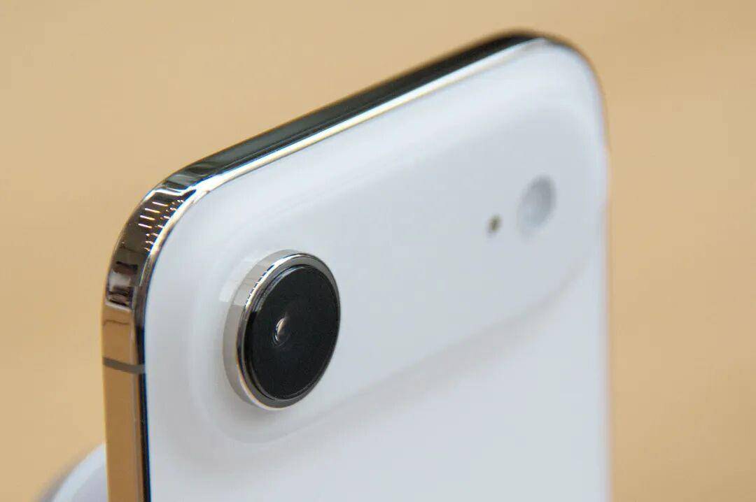 移动联通双双宣布,已有上万人预约!网友:国行iPhone Air要来了吗