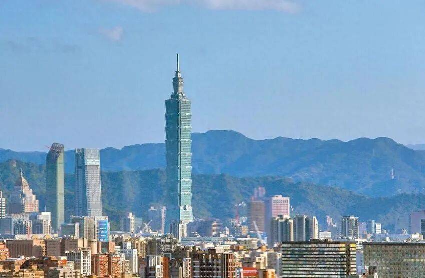 与郑丽文交流,中国人的志气、骨气、底气