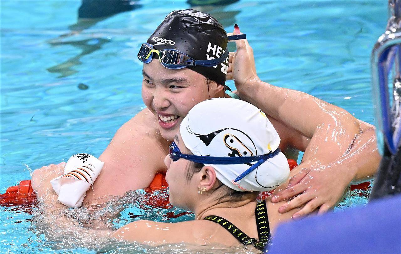 13岁“小孩姐”于子迪十五运会破13年亚洲纪录,成泳坛最年轻亚洲纪录保持者